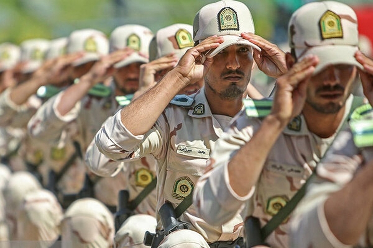 نایب رییس کمیسیون تلفیق لایحه بودجه ۱۴۰۲ از مصوبه این کمیسیون برای افزایش حقوق سربازان در سال آینده خبر داد.