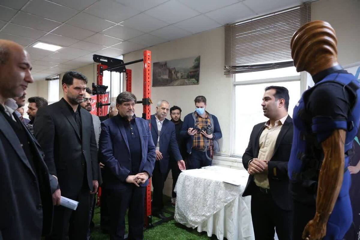 نخستين مركز نوآوري فناوري‌هاي ورزشي با هدف حمايت از استارت‌آپ‌ها، شركت‌هاي دانش‌بنيان، مخترعين‌ و افراد نوآور و توليدكنندگان داخلي در حوزه فناوري‌هاي‌ ورزشي (سخت‌افزاري، نرم افزاري، خدمات ورزشي) راه‌اندازي شد.