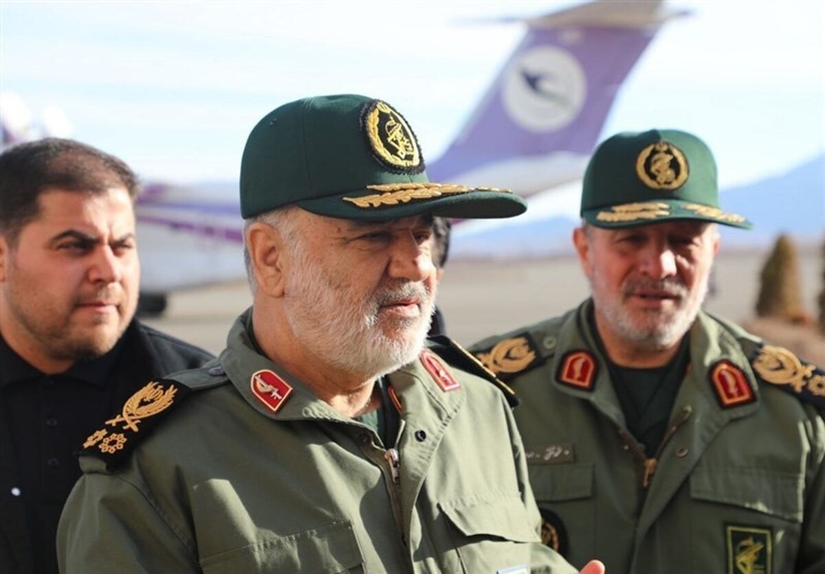فرمانده کل سپاه برای دومین‌بار به مناطق زلزله‌زده خوی در آذربایجان‌غربی سفر کرد.