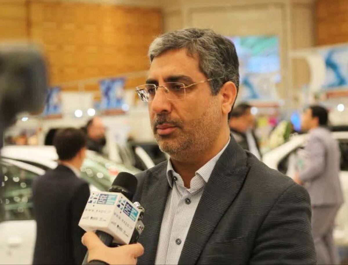 معاون وزیر صنعت، معدن و تجارت و مدیرعامل صنایع کوچک و شهرک‌های صنعتی ایران گفت: نگاه دولت، نگاه به توسعه روابط با کشور‌های همسایه است و در همین راستا برای توسعه تولید در سطح کشور، نیازمند بازار‌های جدید در سطح جهان هستیم.