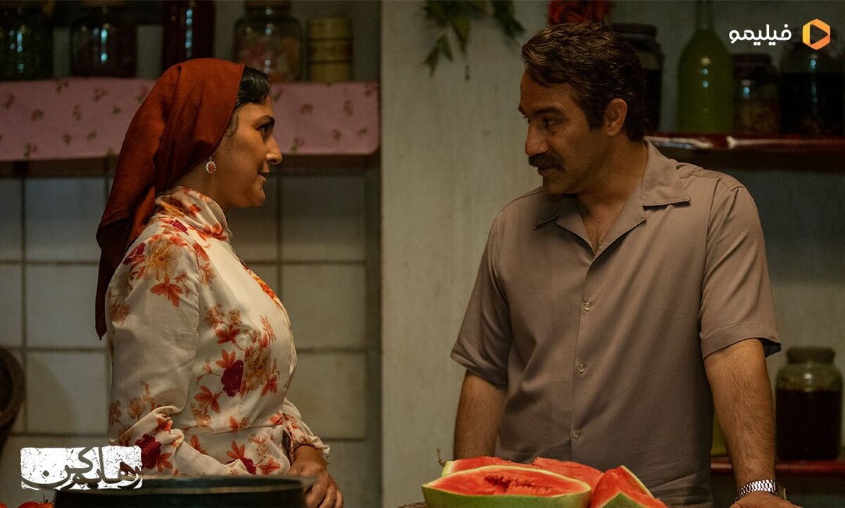 اولین قسمت از سریال «رهایم کن» امروز جمعه ۲۸ بهمن ماه در شبکه نمایش خانگی منتشر شد.