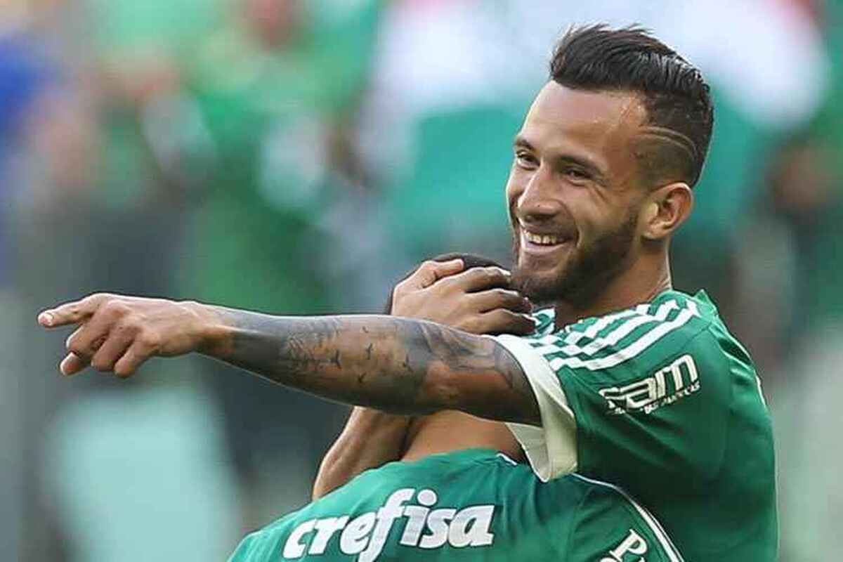 باشگاه پرسپولیس با مهاجم دیگری از برزیل به توافق رسیده است.