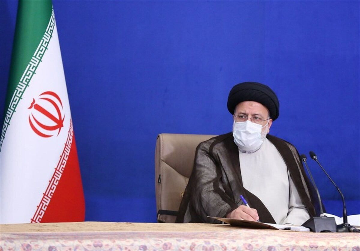 موضوع سرمایه‌گذاری صندوق توسعه ملی در بازار سرمایه در جلسه ستاد هماهنگی اقتصادی مطرح و مقرر شد این صندوق از طریق صندوق‌های پروژه و شرکت‌های سهامی عام جدیدالتأسیس در بازار سرمایه، سرمایه‌گذاری کند.
