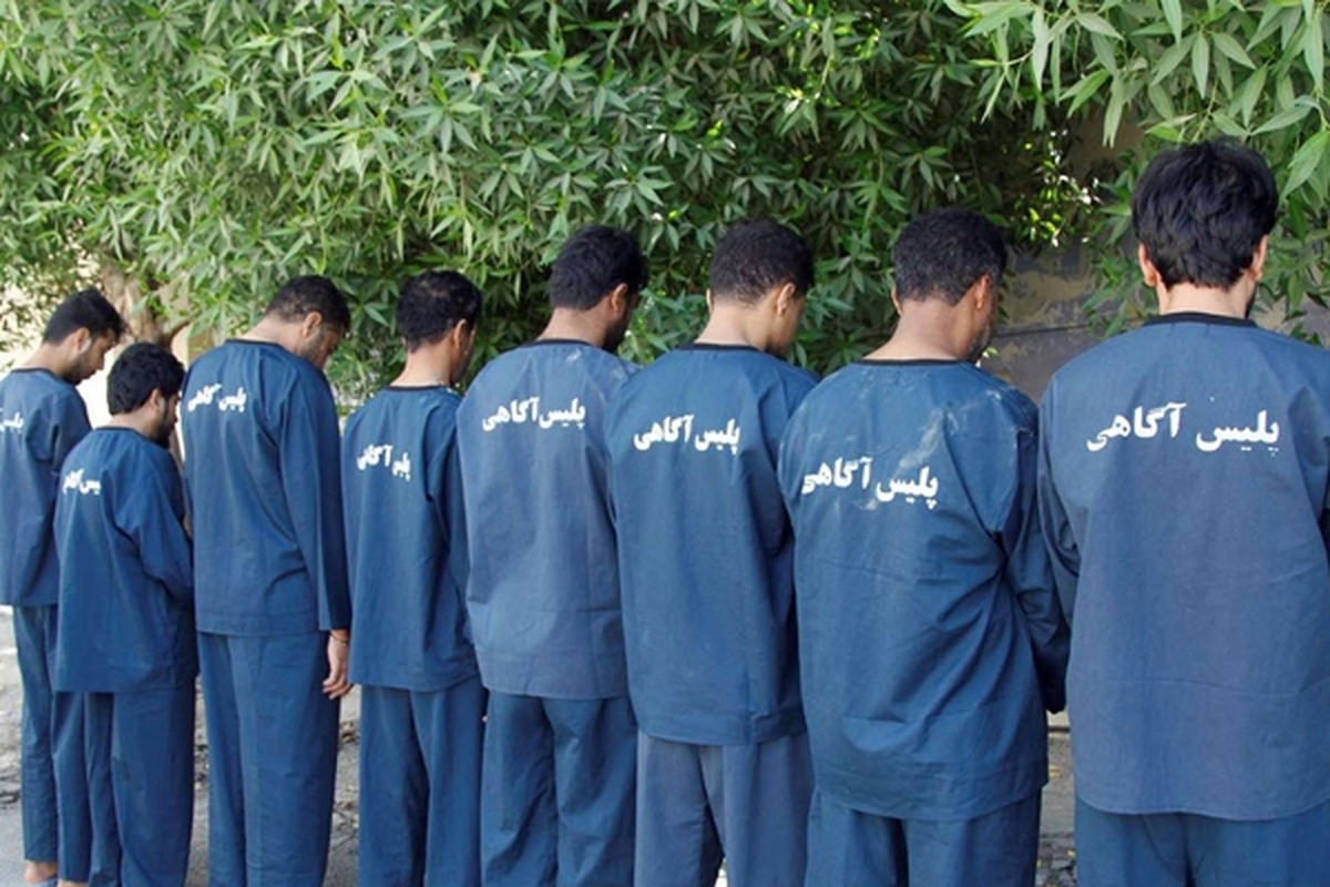 فرمانده انتظامی تهران بزرگ از شناسایی و انهدام سه باند جعل مدارک و قاچاق انسان در تهران خبر داد.