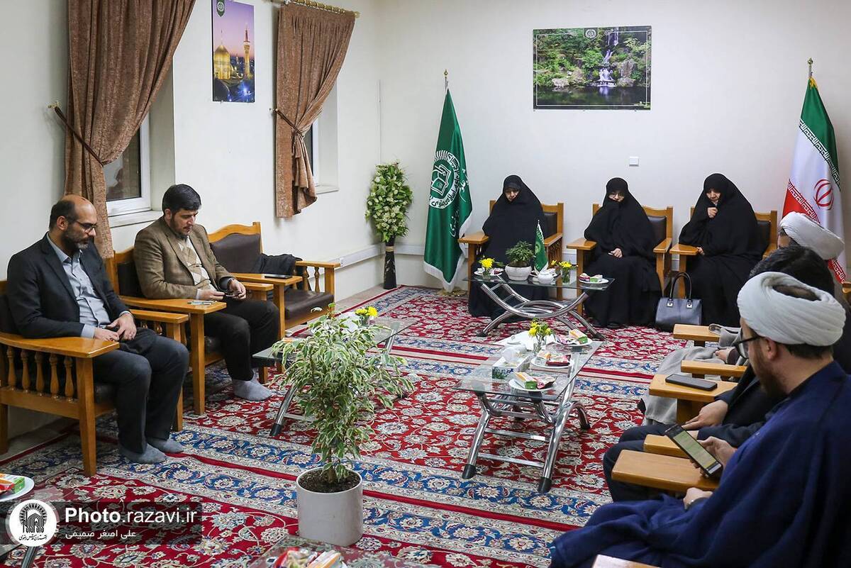 طی مراسمی دکتر سهیلا پیروزفر به عنوان سرپرست پردیس خواهران دانشگاه علوم اسلامی رضوی منصوب شد.