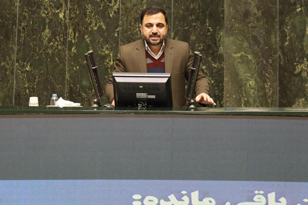 وزیر ارتباطات و فناوری اطلاعات با بیان اینکه وزارتخانه متبوعش در بخش‌های مختلف کار تبدیل وضعیت ایثارگران را در ۹ دستگاه تابع این وزارتخانه شروع کرد، گفت: تا به امروز این وزارتخانه ۲۳۷۳ نفر از عزیزانی که مشمول این قانون می‌شدند را تبدیل وضعیت کرده است.