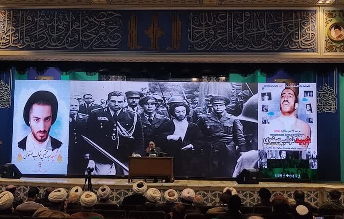«حسن رحیم پور ازغدی»، در مراسم شصت و هفتمین سالگرد شهادت شهید «سید مجتبی نواب صفوی» گفت: همه ما مدیون فدائیان اسلام و مدیون مجاهد بزرگ تاریخ ساز، شهید نواب صفوی هستیم. 