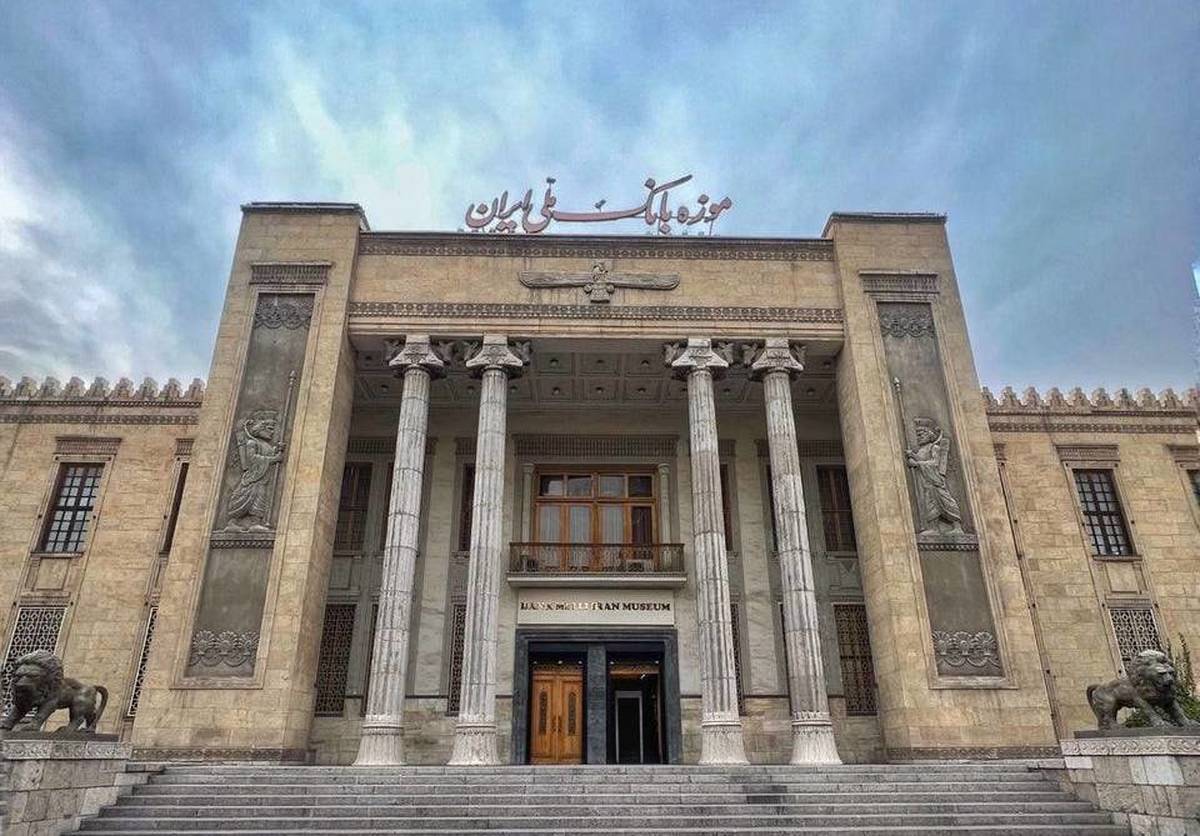 خزانه جواهرات ملی پس از حدود سه سال تعطیلی به مناسبت دهه فجر و به مدت محدودی، بازگشایی می‌شود.