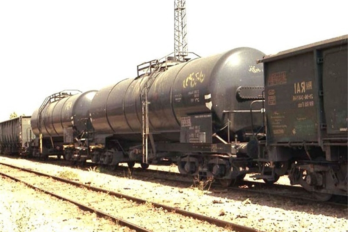 مدیرکل مدیریت بحران استان لرستان از حادثه برای قطار باری در دورود خبر داد و گفت: این قطار باری در بین ایستگاه‌های دربند به رودک (حشمت‌آباد) ترمز برید.
