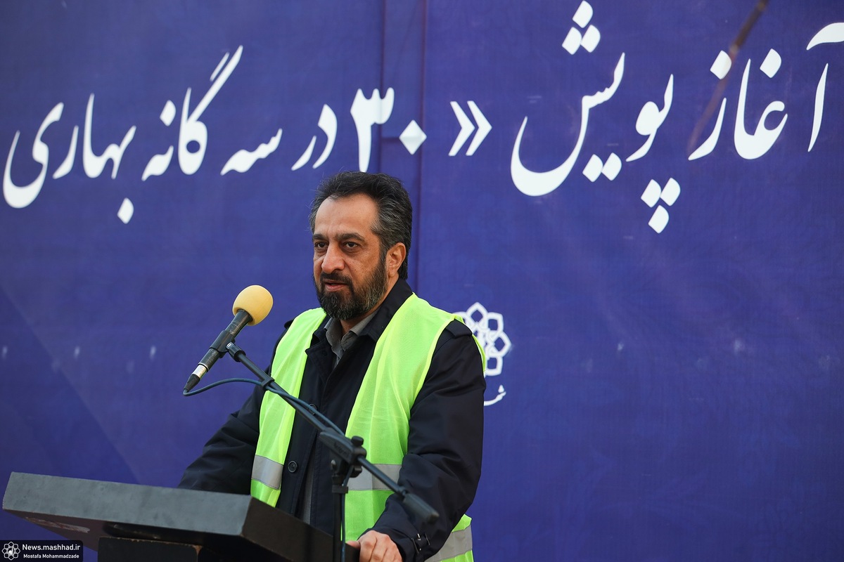 سرپرست شهرداری مشهد گفت: امسال بهار انقلاب رنگ و بوی تازه‌ای دارد و تقارن با ماه رجب و آماده شدن برای ماه شعبان و رمشان شور و شعف زیادی در میان همکاران ایجاد کرده است.