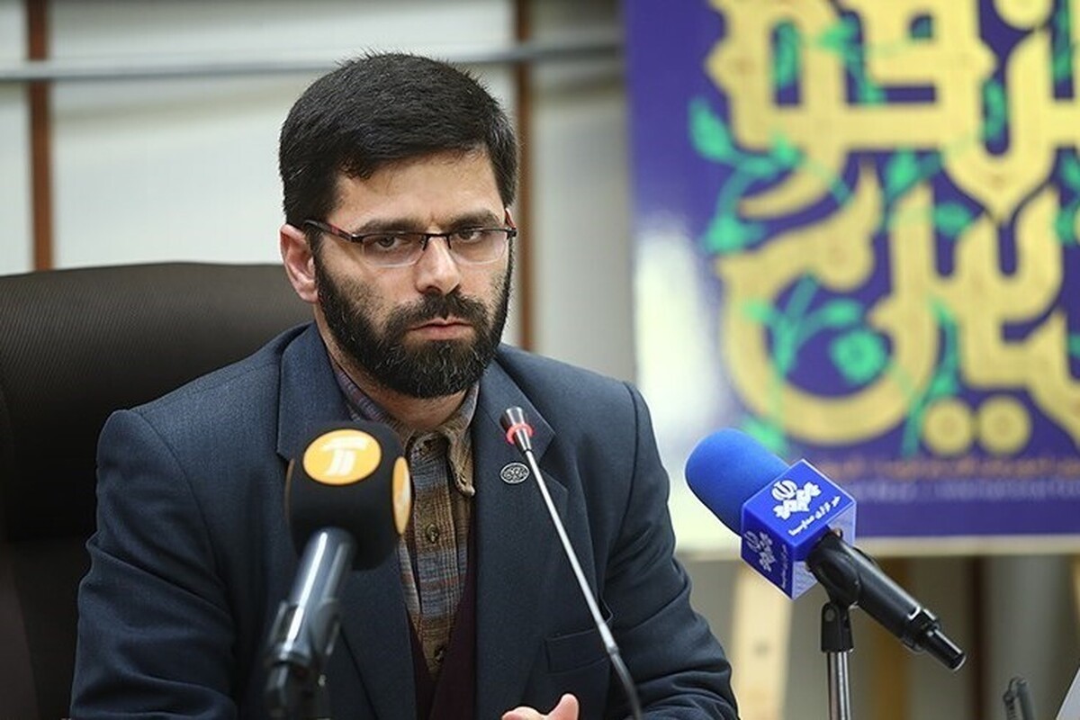 مدیرعامل بنیاد امام رضا (ع) بیان کرد: برگزاری جشنواره عکس رضوی یکی از جشنواره‌های ۱۶گانه امام رضا (ع) است که امسال به میزبانی مشهد برگزار می‌شود.