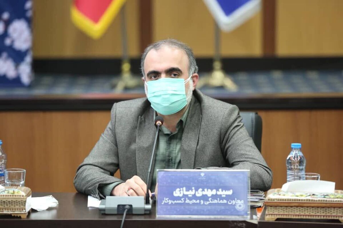 قائم مقام وزیر صمت در امور بازرگانی گفت: با طبقه‌بندی‌های جدید در حوزه ارزی، مواد اولیه تولید و همچنین کالاهای اساسی در اولویت تخصیص ارز خواهند بود که به زودی توسط بانک مرکزی اطلاع رسانی می‌شود.