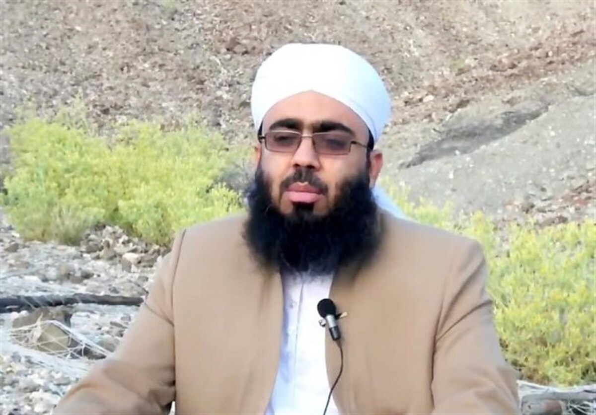 عبدالغفار نقشبندی یکی از عاملان دخیل در آشوب‌های اخیر سیستان و بلوچستان به خارج از کشور متواری شده است.