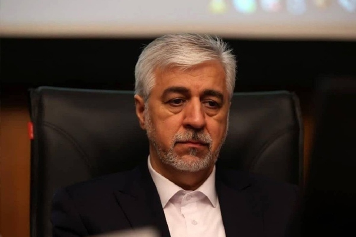 رییس بیمارستان معالجه وزیر ورزش و جوانان با اعلام خبر انتقال سجادی به بخش عمومی تاکید کرد: روند درمان ایشان تا بهبودی کامل ادامه خواهد داشت.