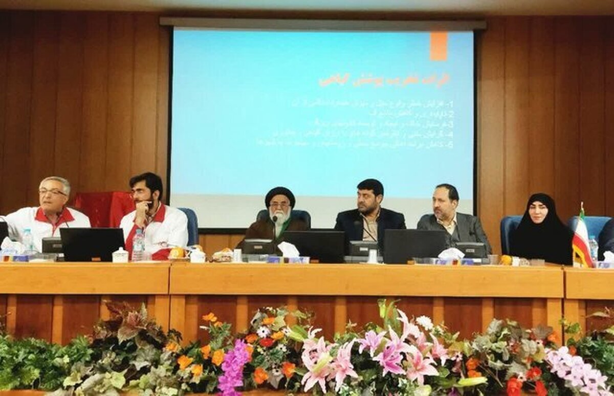 رییس جمعیت هلال احمر گفت:امدادرسانی در زلزله شهرستان خوی با وجود جوسازی در فضای مجازی به صورت کامل و مطلوب انجام شد و شایع نشدن انواع بیماری‌ها در این شهرستان دلیل این ادعاست.