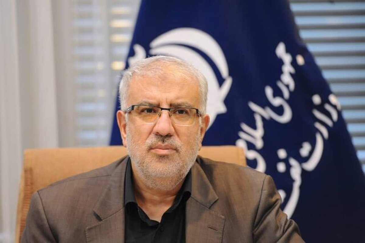 وزیر نفت با بیان اینکه هیچگونه افزایش قیمتی برای بنزین نخواهیم داشت، گفت که برای اختصاص سهمیه نوروزی در دولت تصمیمی گرفته نشده است.