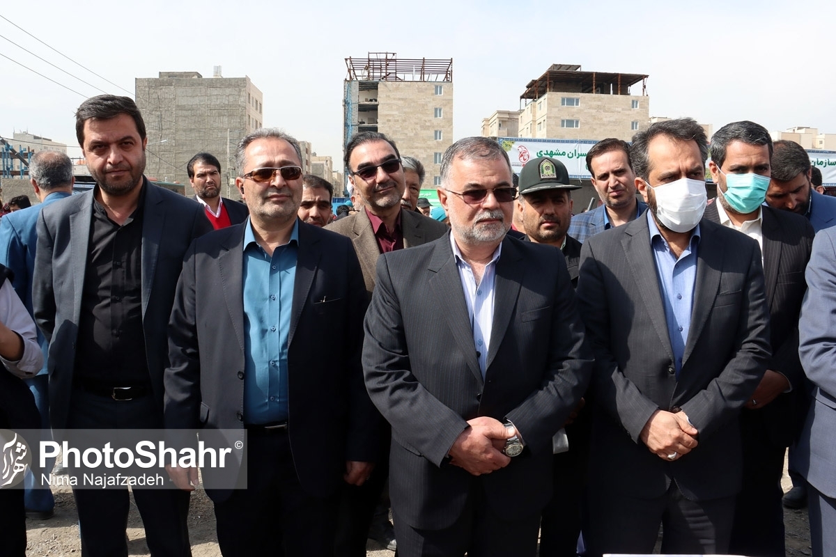معاون محیط زیست و خدمات شهری شهرداری مشهد گفت: با توجه به اینکه در سال ١۴٠٢ حدود ۶ میلیون متر مکعب کمبود منابع آبی داریم باید در غالب بازچرخانی آب و استفاده از پساب این کمبود را جبران کنیم، زیرا چاه‌های کیفی پاسخگو نیاز آبی نیستند. شهرداری نیز توجه زیادی به بازچرخانی آب داشته و دارد.