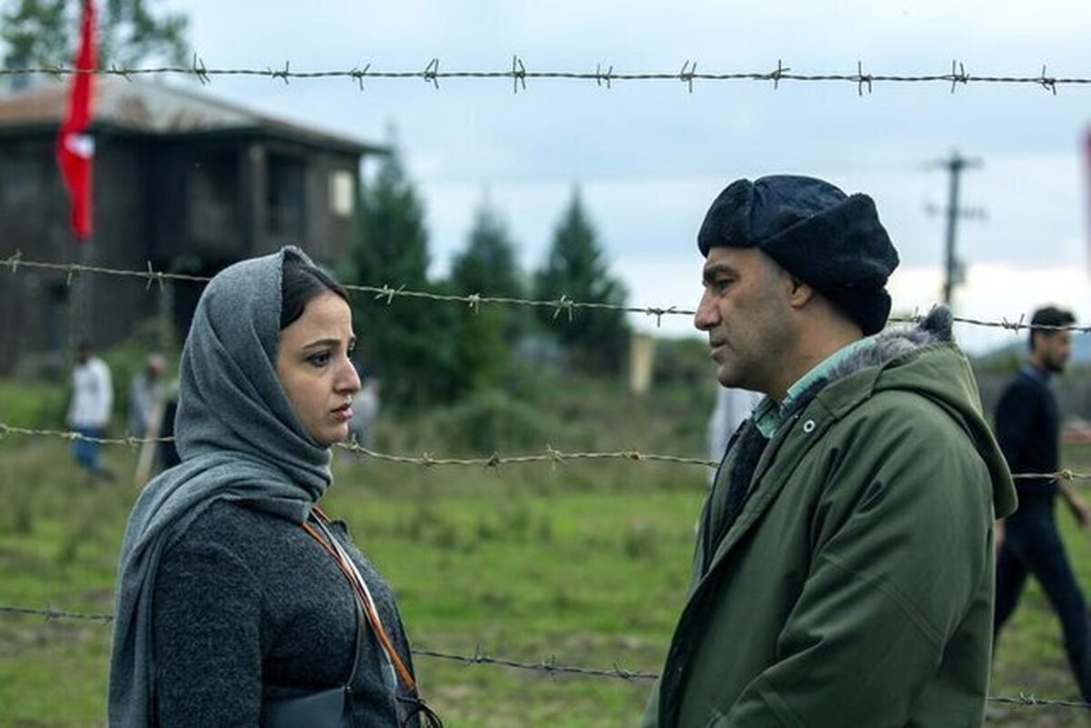 فیلم سینمایی «جنگ جهانی سوم» سه جایزه اصلی جشنواره بین‌المللی فیلم بلگراد در کشور صربستان را به خود اختصاص داد.