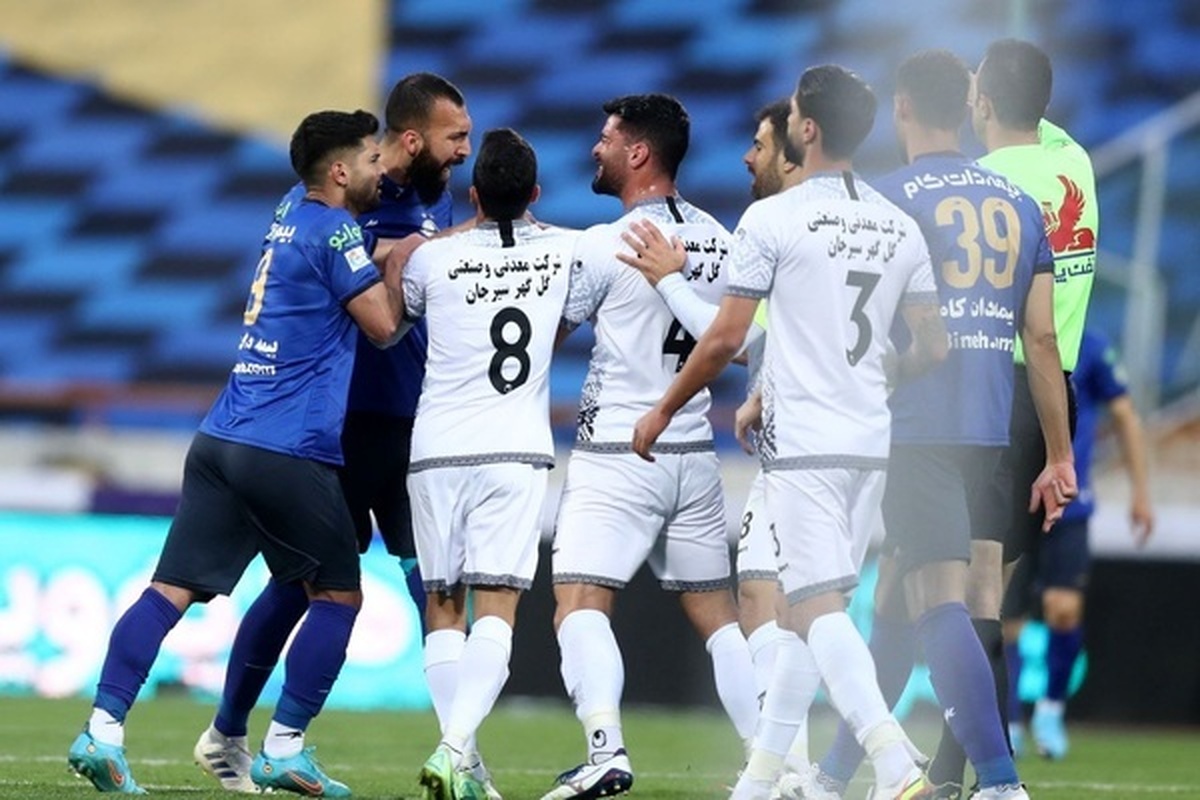 ویدئو خلاصه بازی استقلال و گل‌گهر سیرجان، ۱۵ اسفندماه ۱۴۰۱ را در ادامه ببینید.