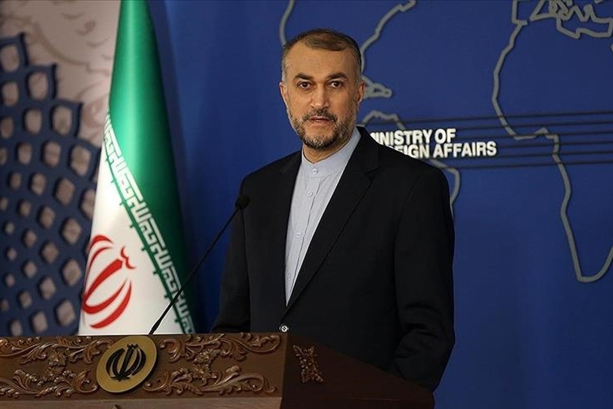 وزیر خارجه کشورمان تاکید کرد: ایران در مسیر دیپلماسی و مذاکره ثابت قدم است.