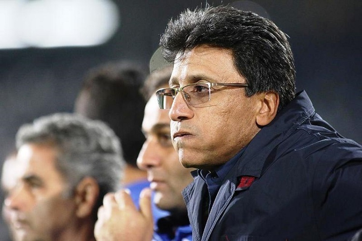 صمد مرفاوی با جوانان ایران و عماد رضا با جوانان عراق شنبه در مرحله یک چهار نهایی قهرمانی جوانان آسیا با هم رو به رو خواهند شد.