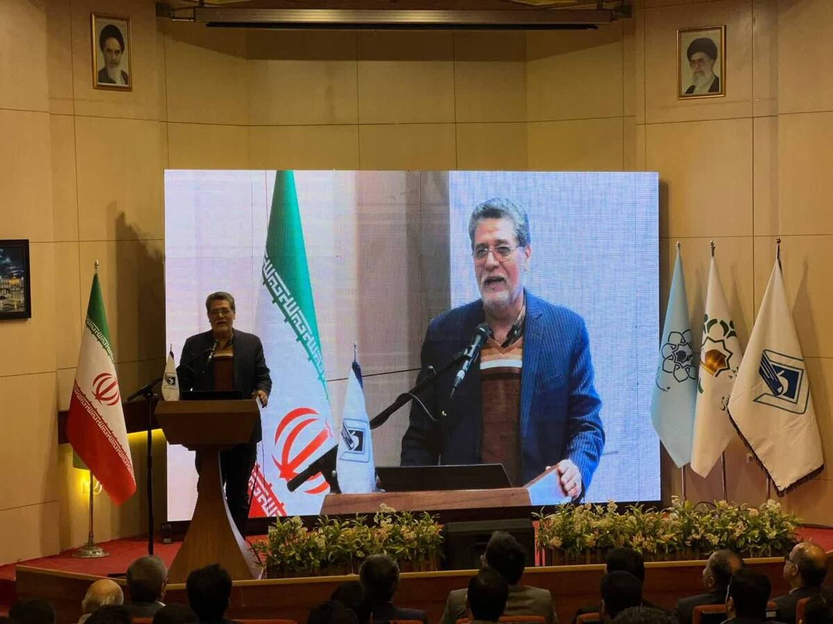 رییس دانشکده مهندسی دانشگاه فردوسی مشهد گفت: صنعت حمل و نقل هر کشور چه بین شهری و چه درون شهری قطعا یکی از شاخصه‌های مهم توسعه آن کشور است. 