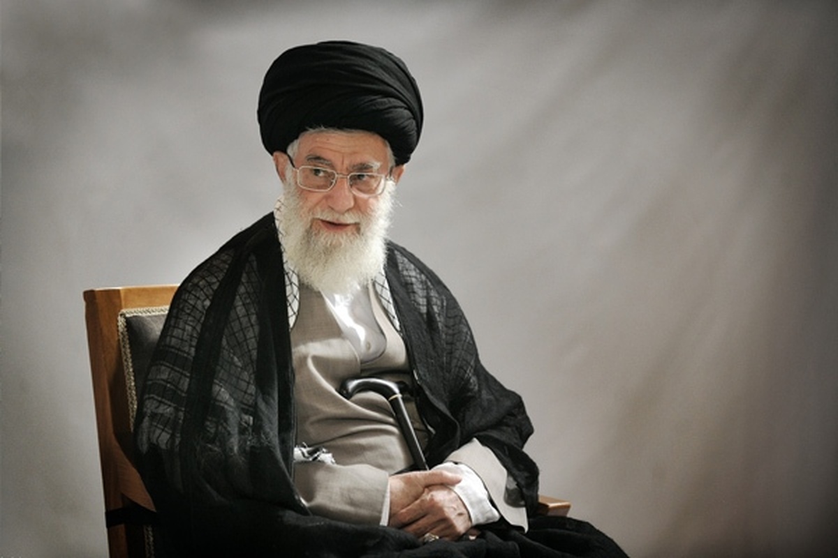 سوالی که رهبر معظم انقلاب از امام خمینی(ره) درباره اینکه «شما کدام دعا را بیشتر دلبسته‌ی آن هستید؟» پرسیدند.