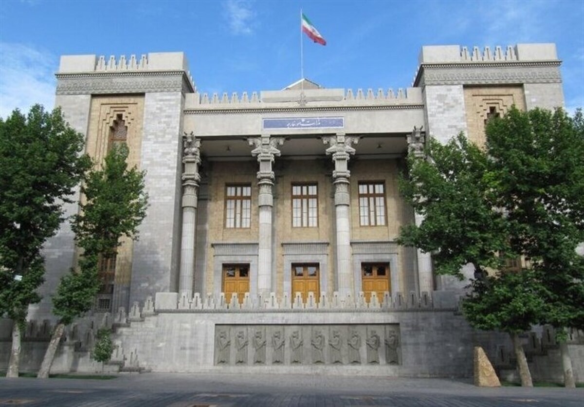 سخنگوی وزارت امور خارجه حمله ناجوانمردانه تروریستی به محل نشست خبرنگاران در دفتر خبرگزاری صدای افغان (آوا) و مرکز فرهنگی و اجتماعی تبیان در شهر مزار شریف افغانستان را به شدت محکوم کرد.