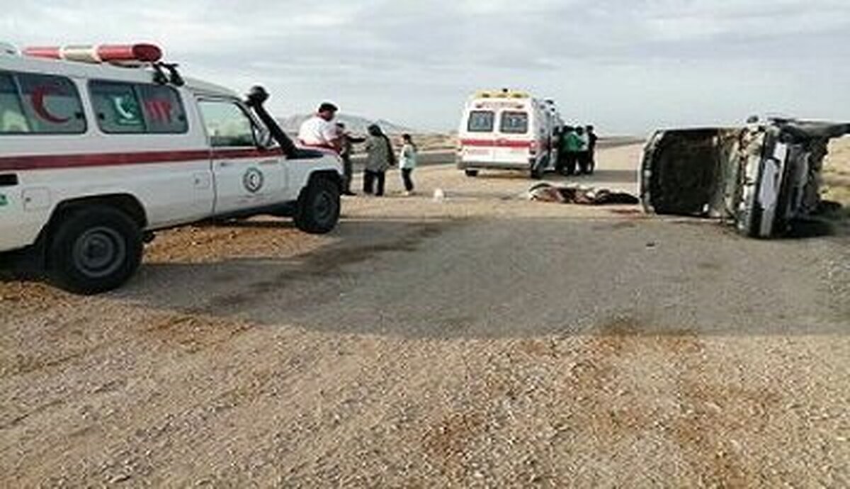 فرمانده پلیس راه شمال سیستان و بلوچستان از: واژگونی یکی از خودرو‌های همراه استاندار این استان در مسیر زابل به زاهدان و مجروحیت چهار نفر خبر داد.