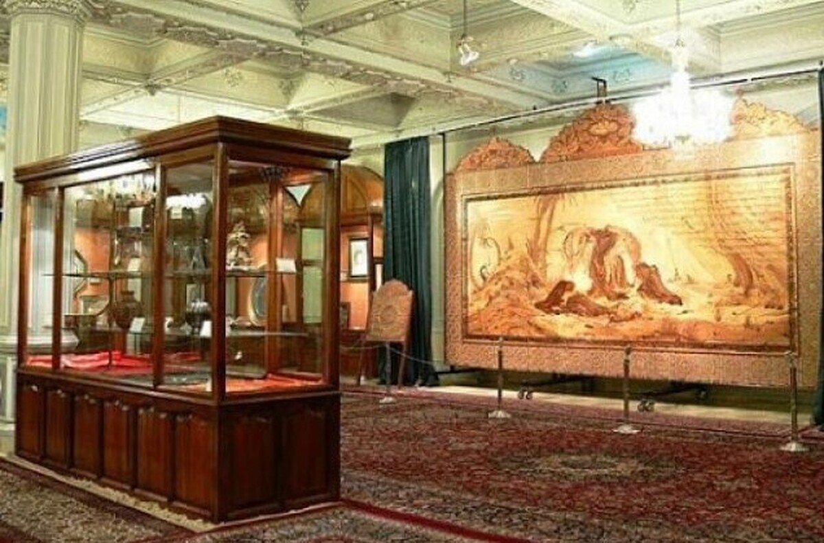 بر اساس آمار، در سال ۱۴۰۱ تعداد ۶۵۶ هزار و ۹۸۳ نفر از موزه‌های آستان قدس رضوی دیدن کردند.