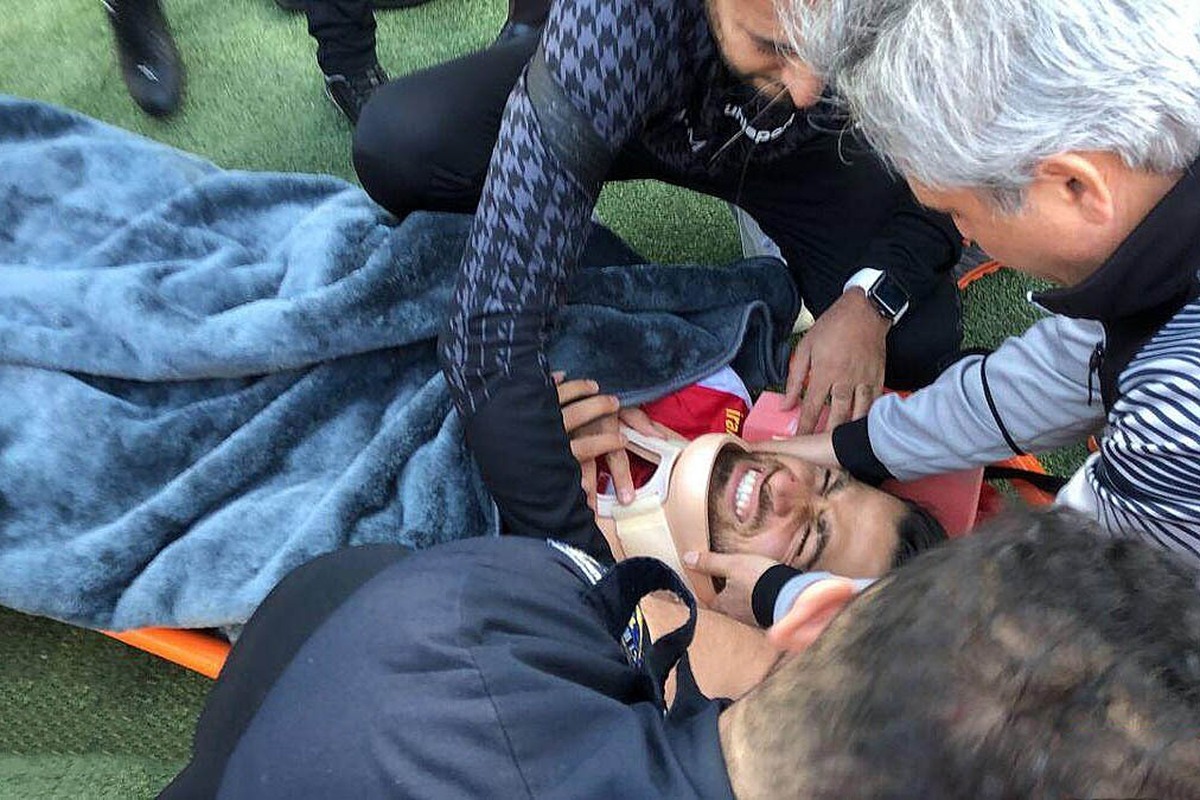 مدافع پرسپولیس فعلا اجازه حضور در تمرینات را ندارد.