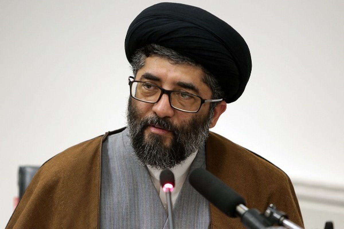 رئیس سازمان کتابخانه‌ها، موزه‌ها و مرکز اسناد آستان قدس رضوی طی نشست خبری ضمن بیان برنامه‌های نوروزی این سازمان از ارائه خدمات کتابخانه مرکزی رضوی در ایام تعطیلات رسمی عید نوروز خبر داد.