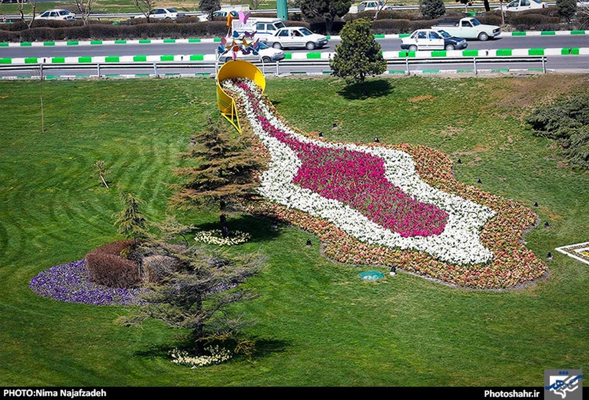 مدیرعامل سازمان پارک‌ها و فضای سبز شهرداری مشهد گفت: ۲۲ میلیون و ۶۲۲ هزار و ۵۴۴ گل فصلی از ابتدای سال تاکنون در این شهر تامین و توزیع شد.
