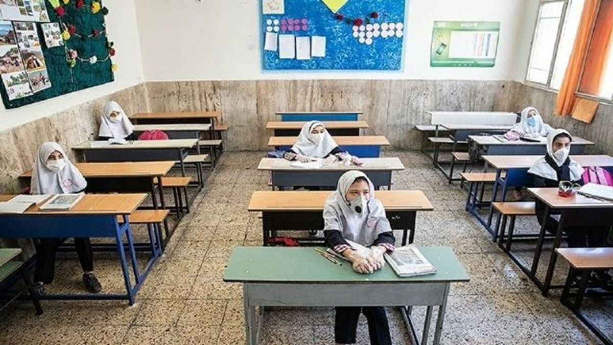 رئیس سازمان نهضت سوادآموزی کشور گفت: در کشوربیش از ۹۷ درصد از افراد در بازه سنی ۱۰ تا ۴۹ سال باسواد هستند.