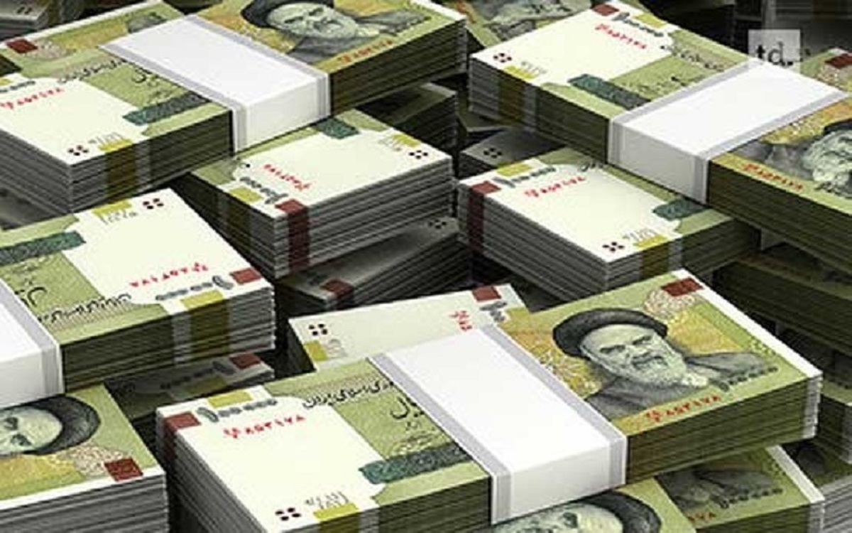 توزیع اسکناس و ایران چک در شعب بانکی و خودپرداز‌ها در روزهای پایانی سال