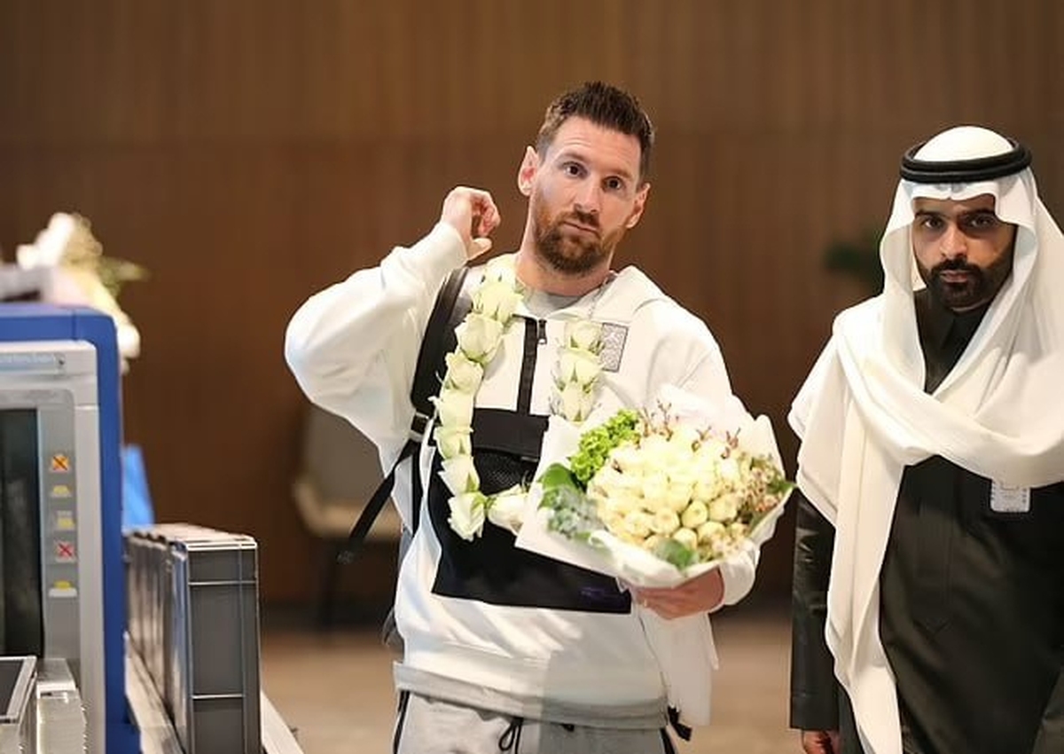 لیونل مسی، ستاره پاری سن ژرمن، برای انتقال به الهلال عربستان در فصل آینده، وارد مذاکره شده است.