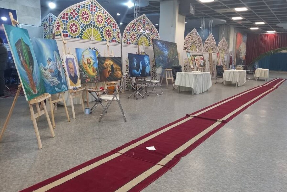 اختتامیه بزرگ‌ترین نمایشگاه منطقه‌ای آثار هنر‌های تسجمی شمال شرق کشور در محل مرکز همایش‌های آستان قدس رضوی در مشهد مقدس برگزار شد.
