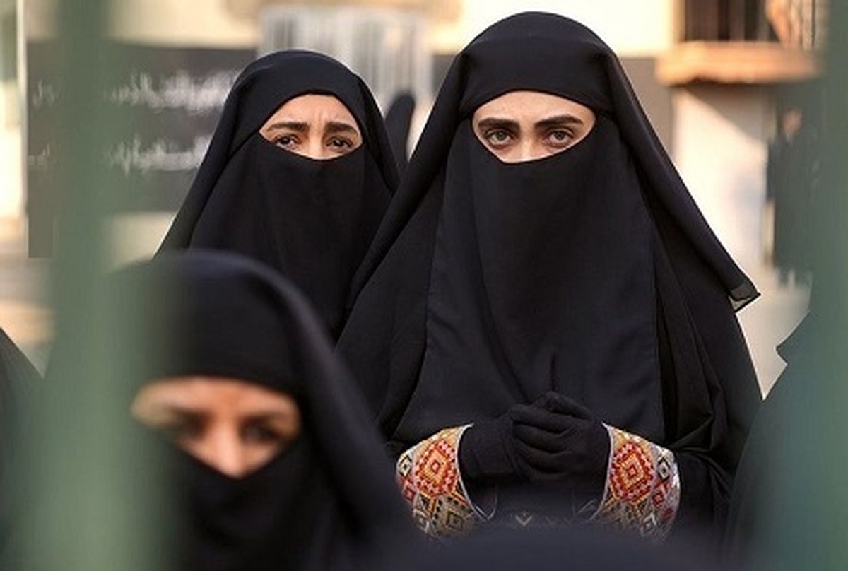ساترا در بیانیه‌ای توضیح داد که ضابط قضایی نیست و برای جلوگیری از تخلفات صورت گرفته در فضای نمایش خانگی، گزارش آن‌ها را به دستگاه قضایی اعلام می‌کند.