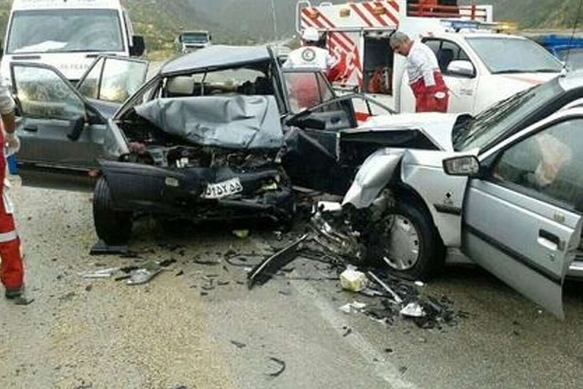 رئیس مرکز اطلاعات و کنترل ترافیک پلیس راهور کشور از وقوع ۶۹ فقره تصادف فوتی با ۷۶ نفر متوفی از روز ۲۴ تا ۲۶ اسفند خبر داد.