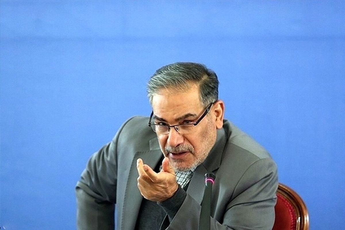 یک منبع دولتی عراق اعلام کرده است که در سفر «علی شمخانی» دبیر شورای عالی امنیت ملی ایران به بغداد، دو کشور یادداشت تفاهمی را در زمینه امنیت مرزی امضا خواهند کرد.