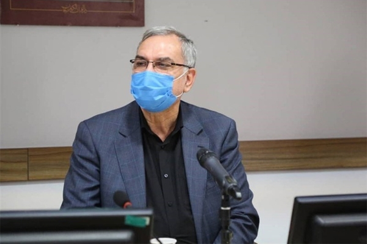 در جریان بازدید بهرام عین اللهی، وزیر بهداشت، این داروخانه به دلیل تخلفات انجام شده پلمپ شد.