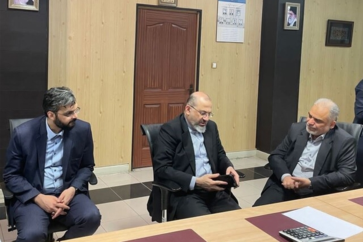 رئیس کل دیوان محاسبات کشور در بازدید از خزانه داری کل کشور اعلام کرد که این نهاد نظارتی برای حل مشکل پرداخت مطالبات فرهنگیان آمادگی دارد.