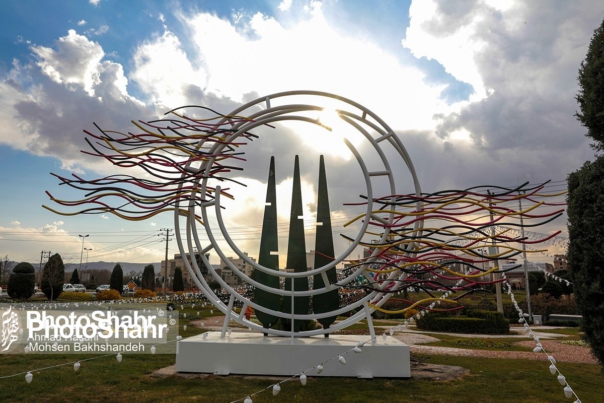 کارشناس مرکز پیش بینی هواشناسی خراسان رضوی گفت: در حال حاضر وضعیت جوی استان صاف است و پدیده خاصی نیز گزارش نشده است و انتظار می‌رود تا ظهر روز جمعه وضعیت جوی استان، به نسبت پایدار باشد.