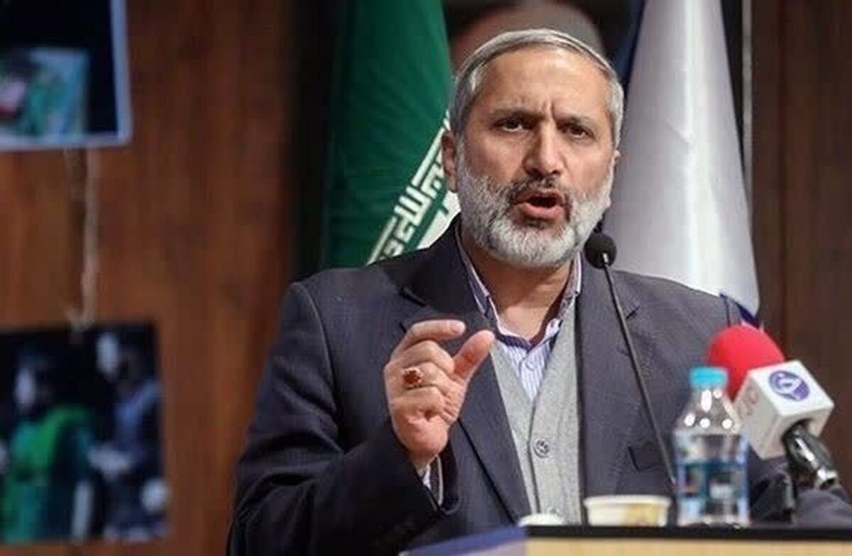 دبیر ستاد مبارزه با مفاسد اقتصادی گفت: در پایان سال ۱۴۰۱ رسیدگی به نزدیک ۱۰۰ درصد کسانی که بدهکار بانکی بوده اند انجام شده است. در حال حاضر امیدواریم در سال‌های ۱۴۰۳ و ۱۴۰۴ نتوانیم مچ کسی را به دلیل فساد در سیستم بانکی بگیریم. 