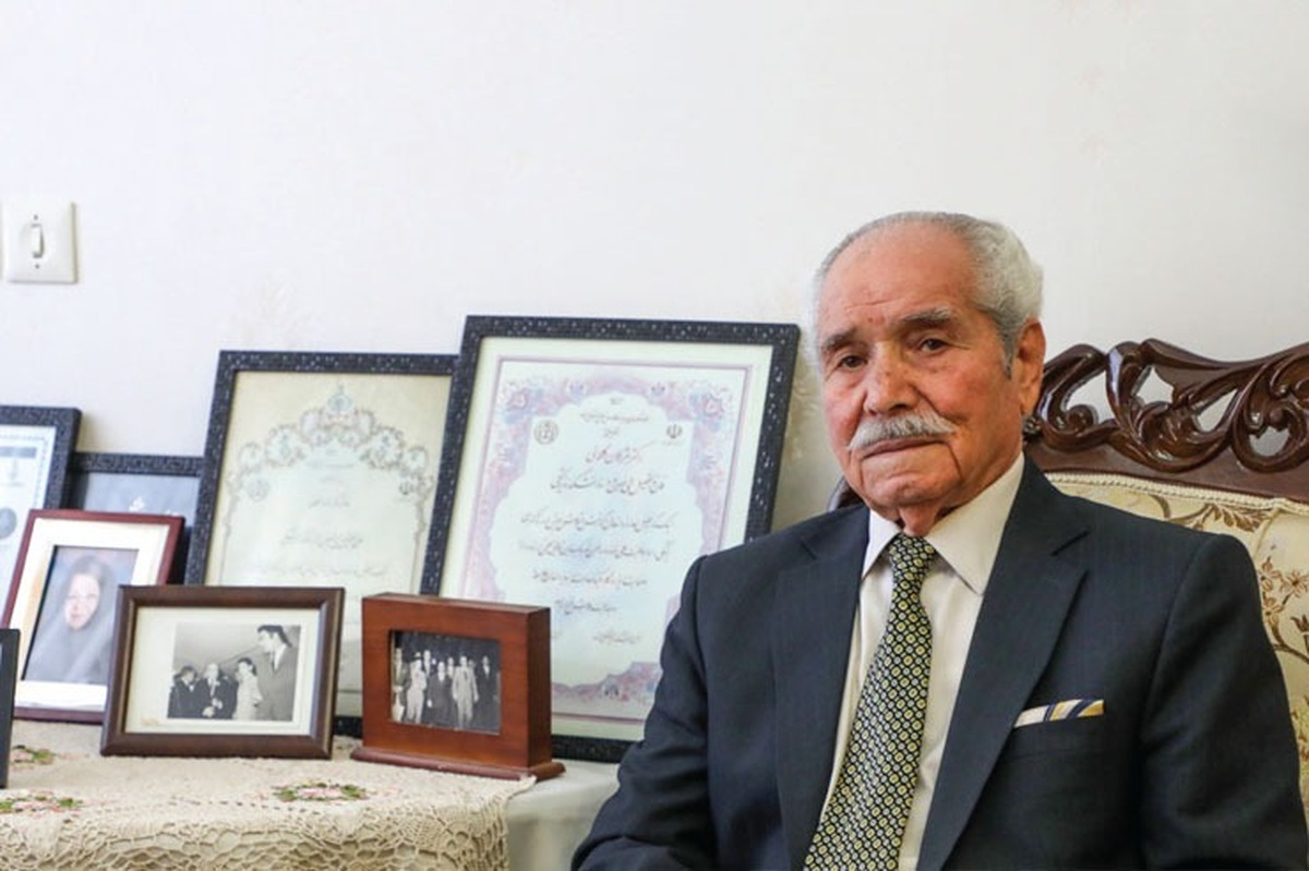 سیدمحمد کلالی تاریخ زنده «کلالی»‌هاست؛ خاندانی که حکمران‌های خراسان بوده و بنا‌هایی هم در مشهد ساخته‌اند.