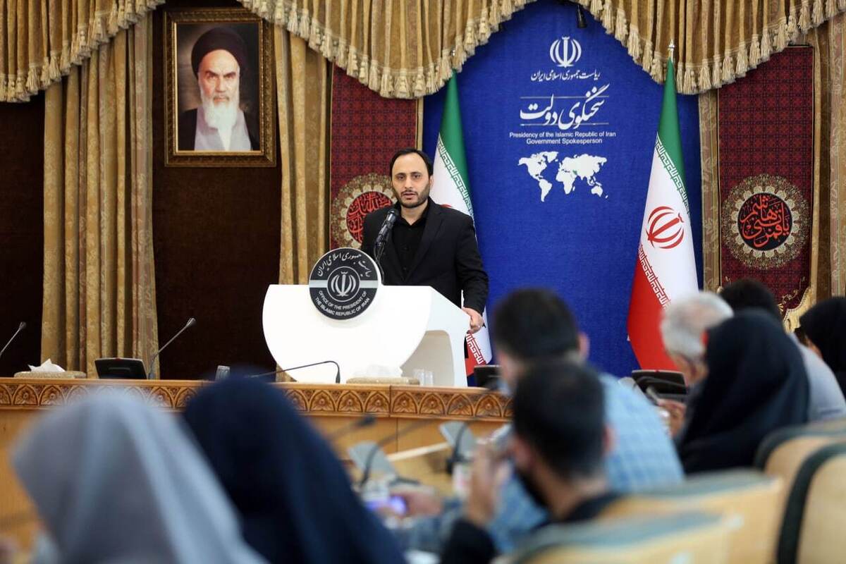 سخنگوی دولت با اشاره به سومین سفر استانی رئیس‌جمهور در دور دوم به استان بوشهر در پایان هفته جاری گفت: در جریان این سفر فاز ۱۴ پارس جنوبی که ایرانی‌ترین فاز پارس جنوبی است، افتتاح می‌شود.