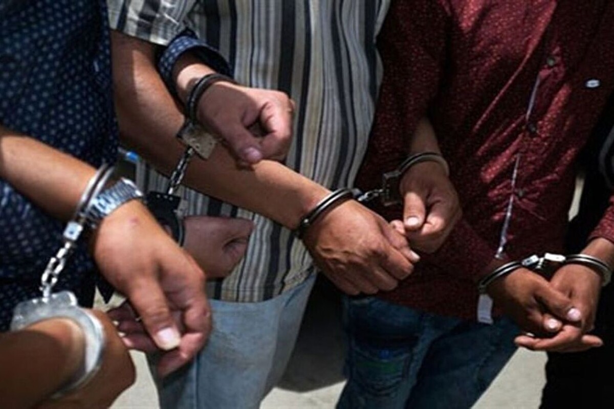 فرمانده مرزبانی خراسان رضوی گفت: ۴ متجاوز مرزی حین ورود به کشور با همراه داشتن مقادیری مواد مخدر صنعتی و سنتی دستگیر شدند.