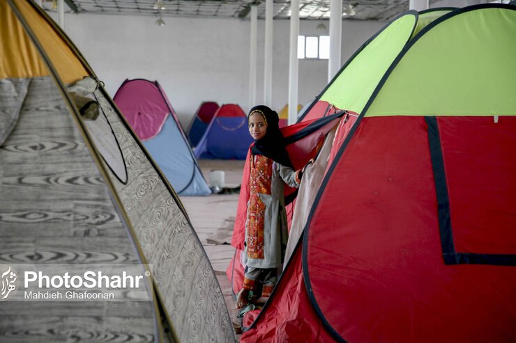 معاون خدمات شهری شهرداری مشهد گفت: با توجه به بارش احتمالی سنگین در روز دوشنبه، تمهیدات لازم اندیشیده شده و تمامی نیرو‌ها در حالت آماده‌باش قرار دارند، همچنین برای زائرانی که در کمپ‌ها اقامت دارند، اسکان اضطراری در نظر گرفته شده است.