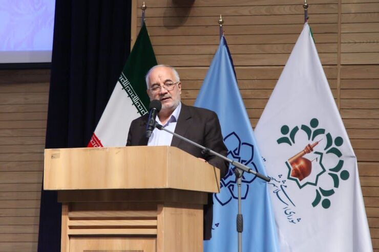 رئیس شورای اسلامی شهر مشهد گفت: شوراهای اسلامی در دیدگاه و باور امام خمینی (ره) جایگاه خاصی داشتند و یکی از مهم‌ترین مسائل شورا توجه به نیازهای منطقه است همچنین شوراها تمام ابعاد قانونی اساسی را تحقق کامل بخشیده و از همه مهم‌تر اعتمادسازی کرده‌اند.