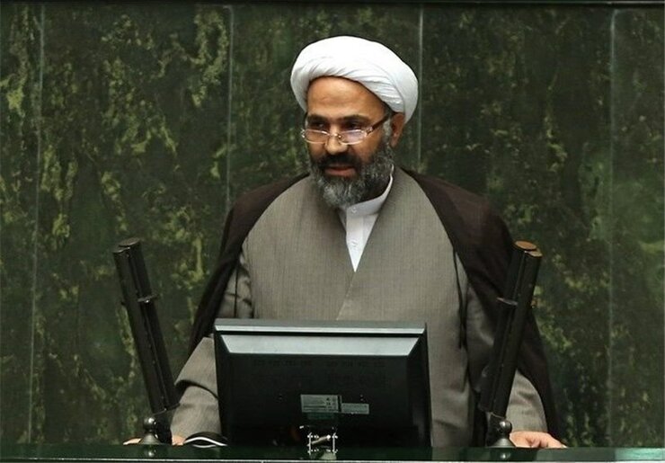 نایب‌رئیس کمیسیون اصل ۹۰ مجلس با بیان اینکه در سایه بی‌قانونی در فضای مجازی شاهد آموزش اقدامات تروریستی هستیم، گفت: هیچ انسان باوجدانی نمی‌پسندد که ما در فضای مجازی کشورمان دچار وادادگی شویم.